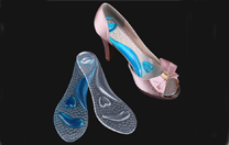 A pair of right insoles for high-heeled shoes not only offers you beauty but also does not hurt your feet!